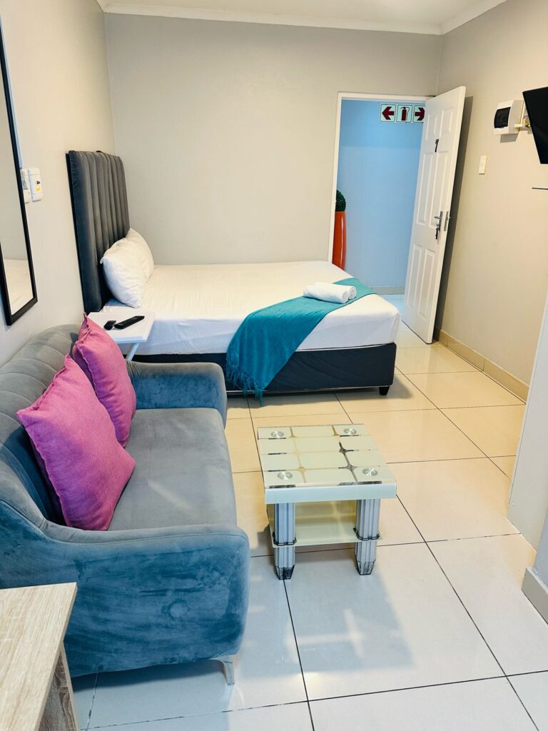 WhatsApp Image 2025-04-11 at 19.24.47 (2)